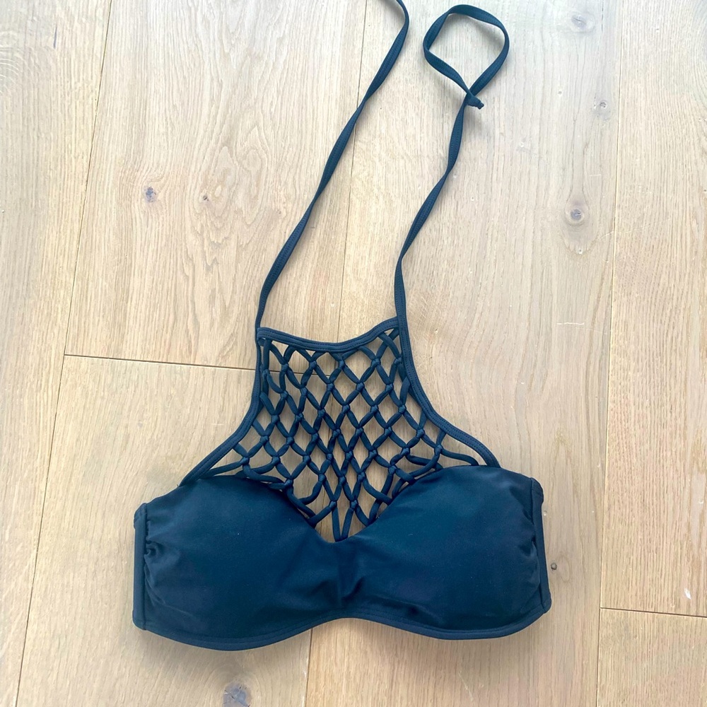 Bikini top